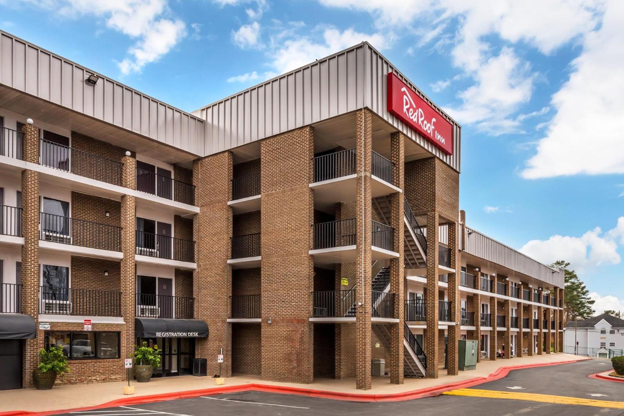 Red Roof Inn Raleigh Northeast - Downtown Bagian luar foto